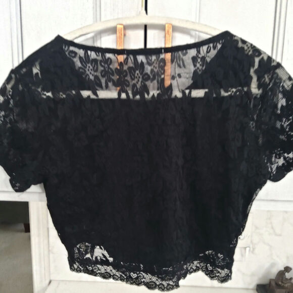 $ Goth Glam Black lace Whimsigoth sheer crop top lined tank Dark Fairy Sz L - Picture 2 of 6